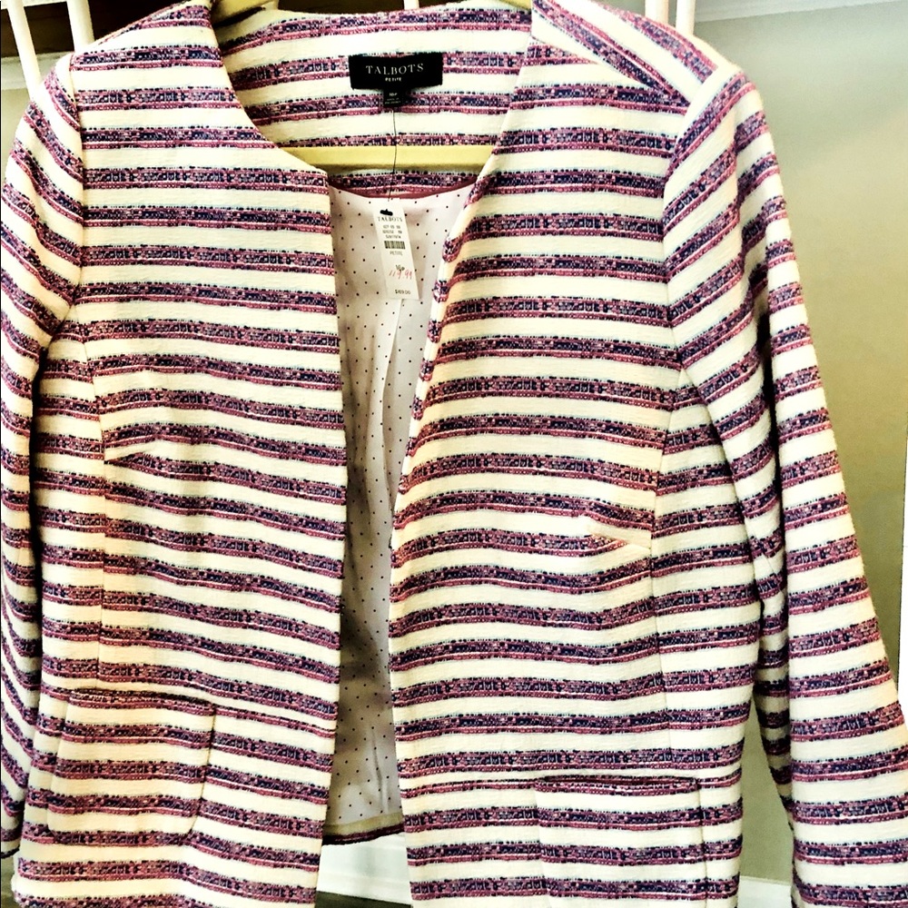 Super cute NWT Talbots Blazer, hook close pockets